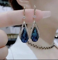 Captivating Water Droplet Drop Earrings with Sparkling Synthetic Crystals