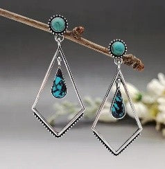 Vintage-Style Rhombus Drop Earrings with Turquoise and Silver Accents