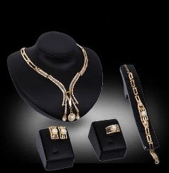 18K Occidental Elegance: Stone-Inlaid Jewelry Set